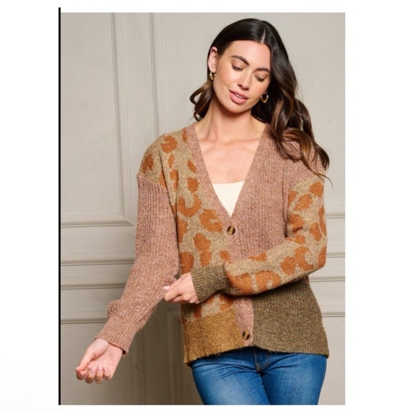 NWT Open Front Cheetah Print Colorblock Cardigan - Picture 2 of 4